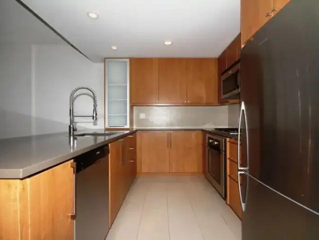 For Rent 1 Bedroom Condo Calgary AB DS104940974
