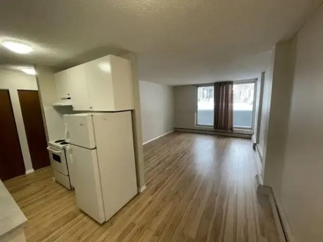 For Rent 1 Bedroom Condo Calgary AB DS104957468