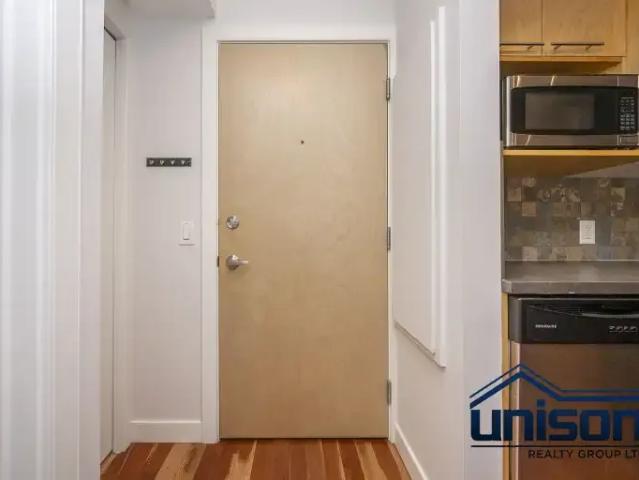 For Rent 1 Bedroom Condo Calgary AB DS104957607
