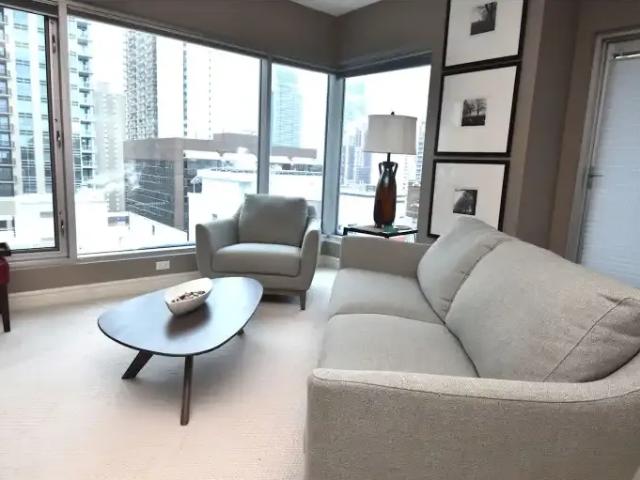 For Rent 1 Bedroom Condo Calgary AB DS104910049