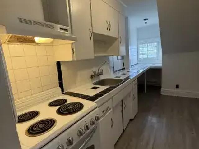For Rent 1 Bedroom Condo Guelph ON DS102846594