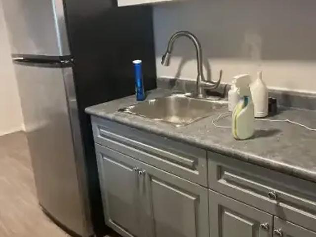 For Rent 1 Bedroom Condo Guelph ON DS102846590