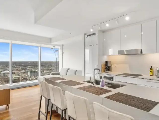 For Rent 1 Bedroom Condo Edmonton AB DS103322496