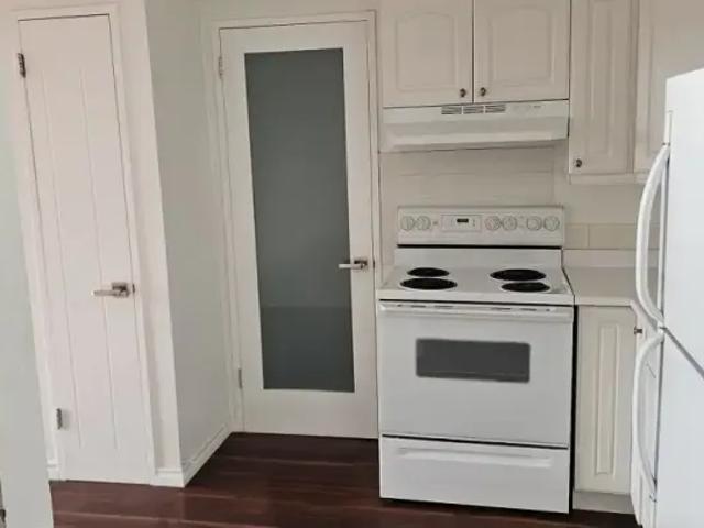 For Rent 1 Bedroom Condo Edmonton AB DS104888532