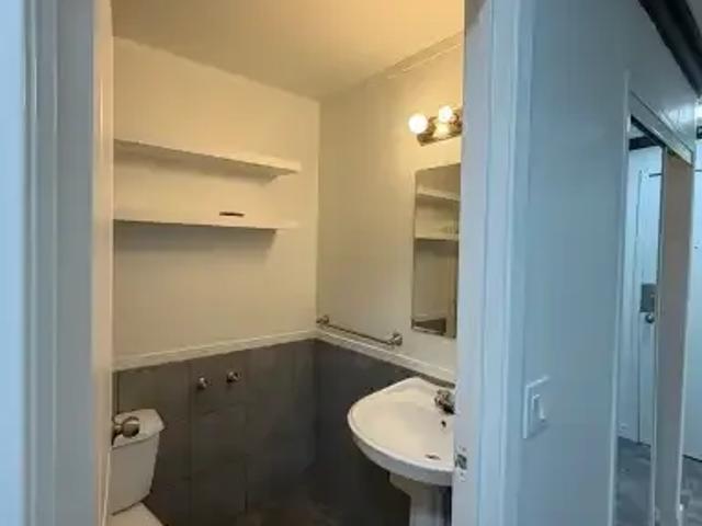 For Rent 1 Bedroom Condo Edmonton AB DS104106679