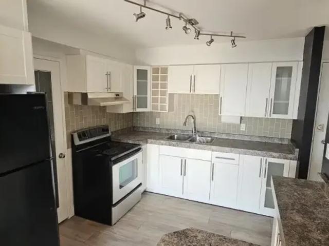 For Rent 1 Bedroom Condo Edmonton AB DS104182335