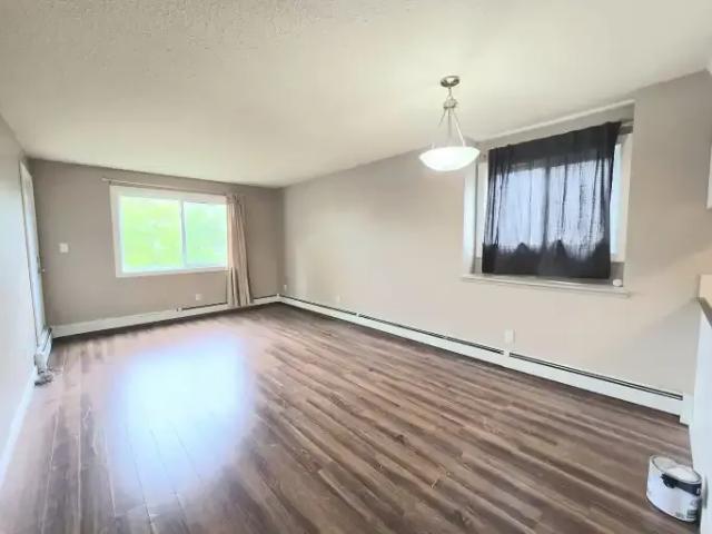 For Rent 1 Bedroom Condo Edmonton AB DS104224615