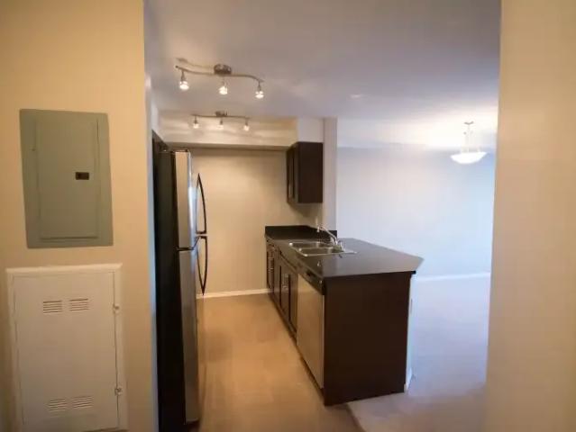 For Rent 1 Bedroom Condo Edmonton AB DS104257109