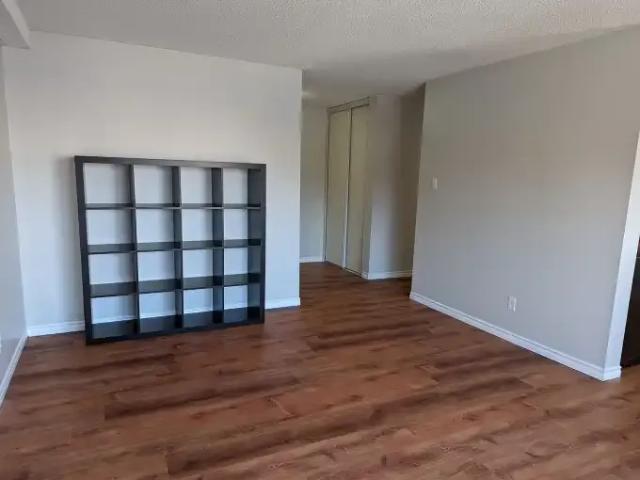 For Rent 1 Bedroom Condo Edmonton AB DS105118858