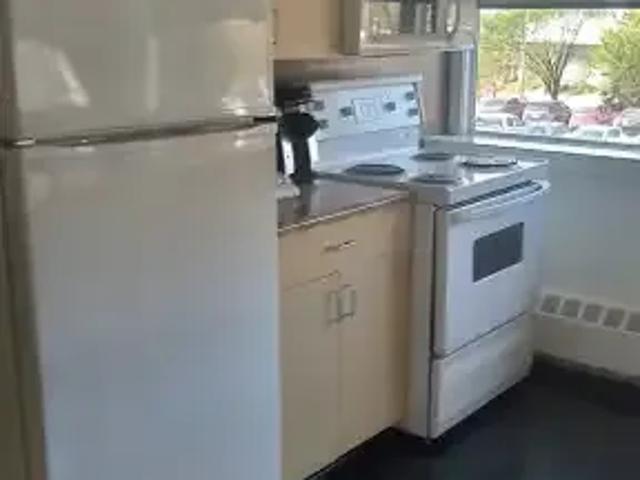 For Rent 1 Bedroom Condo Edmonton AB DS105309325