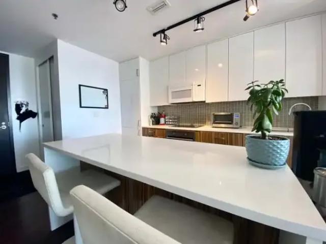 For Rent 1 Bedroom Condo Ottawa ON DS104257317