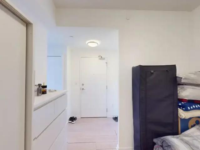 For Rent 1 Bedroom Condo Toronto ON DS102658503
