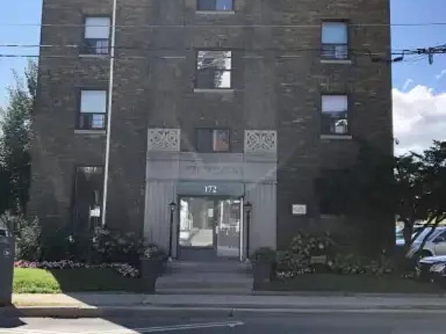For Rent 1 Bedroom Condo Toronto ON DS102846931