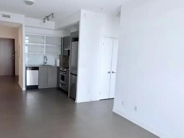 For Rent 1 Bedroom Condo Toronto ON DS103215809