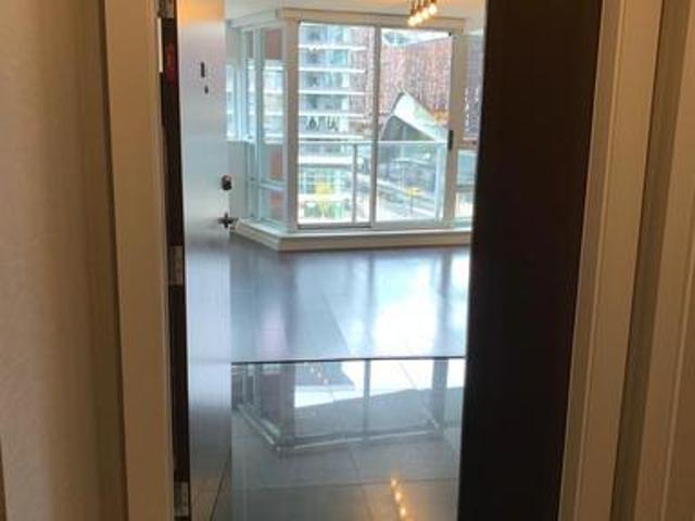 For Rent 1 Bedroom Condo Vancouver BC DS104782241