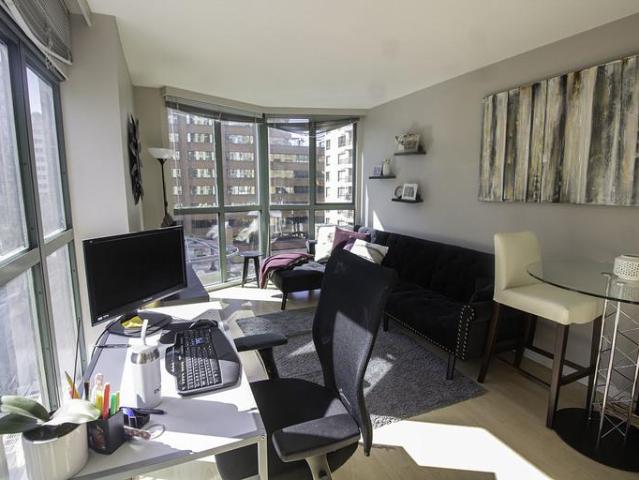 For Rent 1 Bedroom Condo Vancouver BC DS103337959