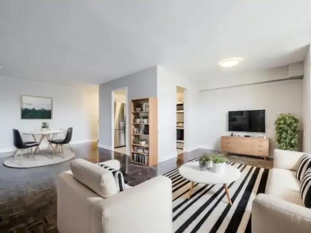 For Rent 1 Bedroom Apartment Mississauga ON DS102467595