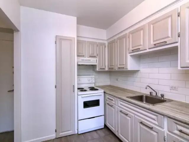 For Rent 1 Bedroom Apartment Montreal QC DS104178562
