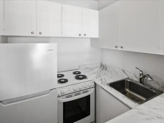 For Rent 1 Bedroom Apartment Montreal QC DS103355138