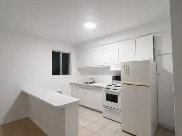 For Rent 1 Bedroom Apartment Montreal QC DS103568927