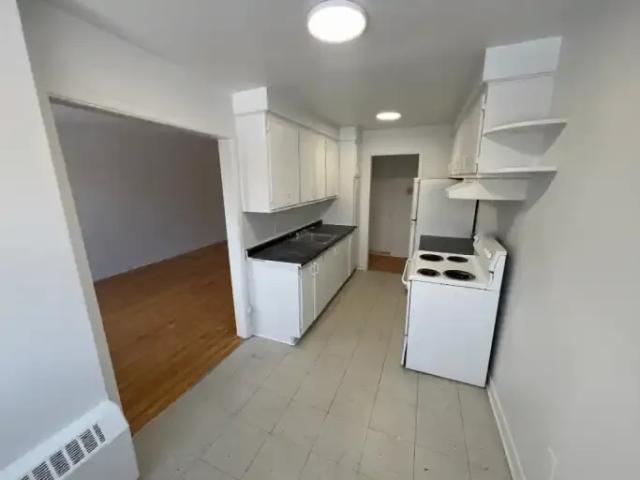For Rent 1 Bedroom Apartment Montreal QC DS103568935