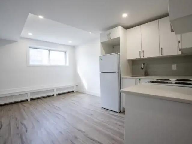 For Rent 1 Bedroom Apartment Montreal QC DS103694882