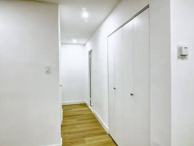 For Rent 1 Bedroom Apartment Montreal QC DS103878712