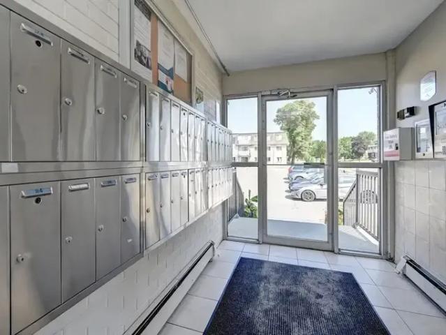 For Rent 1 Bedroom Apartment New Hamburg ON DS96843571