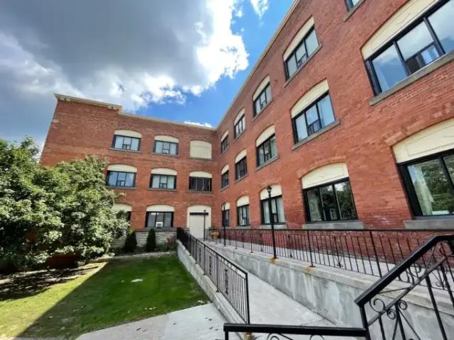 For Rent 1 Bedroom Apartment Orangeville ON DS104887728