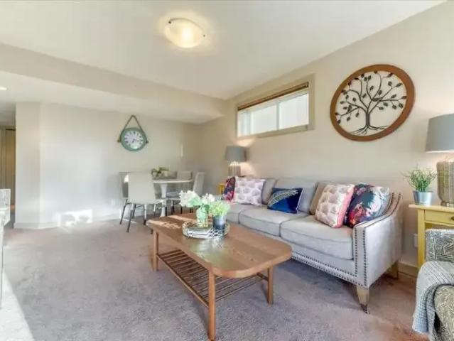 For Rent 1 Bedroom Apartment Airdrie AB DS104292200