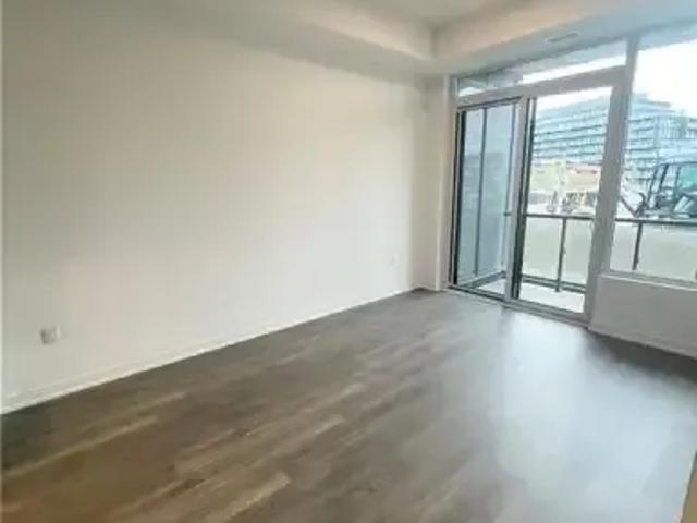 For Rent 1 Bedroom Apartment Burlington ON DS102518824