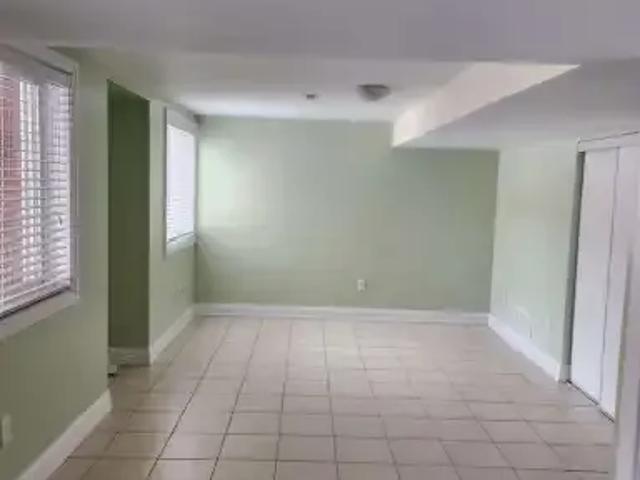 For Rent 1 Bedroom Apartment Barrie ON DS103695102
