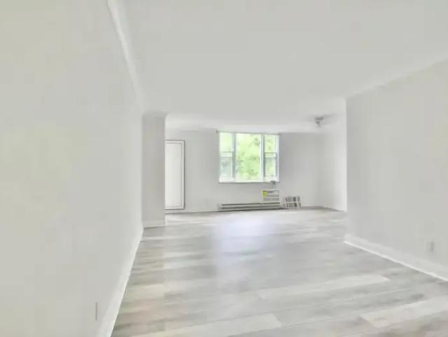 For Rent 1 Bedroom Apartment Barrie ON DS104985978