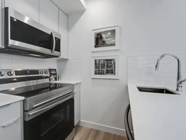For Rent 1 Bedroom Apartment Calgary AB DS93484237