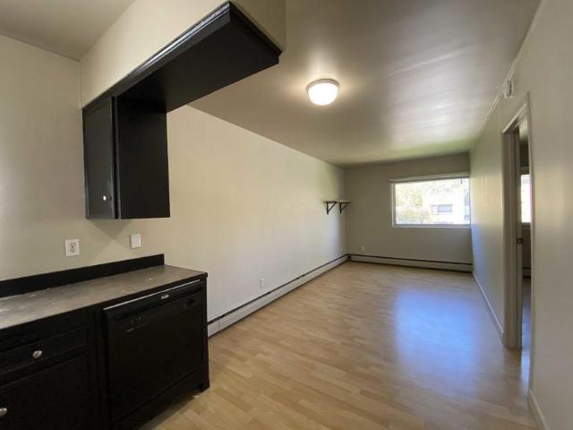 For Rent 1 Bedroom Apartment Calgary AB DS98310688