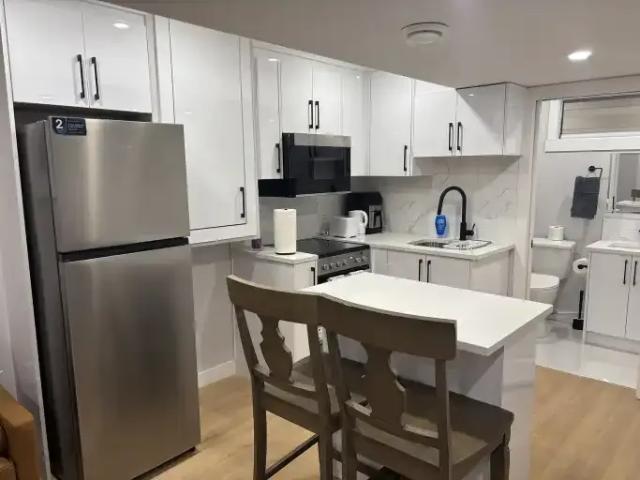 For Rent 1 Bedroom Apartment Calgary AB DS101612773