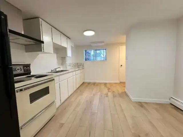 For Rent 1 Bedroom Apartment Calgary AB DS101687705