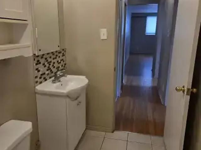 For Rent 1 Bedroom Apartment Calgary AB DS101773250