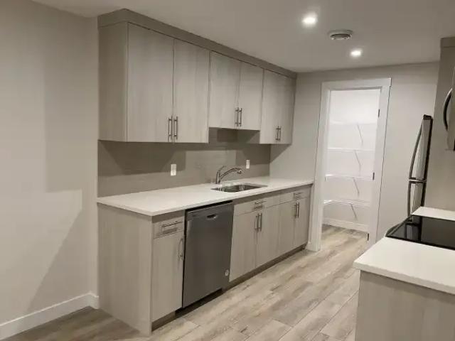 For Rent 1 Bedroom Apartment Calgary AB DS102770704
