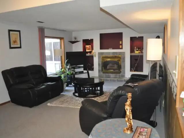 For Rent 1 Bedroom Apartment Calgary AB DS102883207