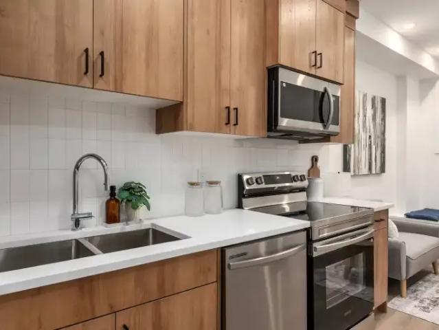 For Rent 1 Bedroom Apartment Calgary AB DS102915113