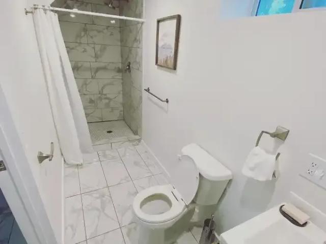 For Rent 1 Bedroom Apartment Calgary AB DS103739949