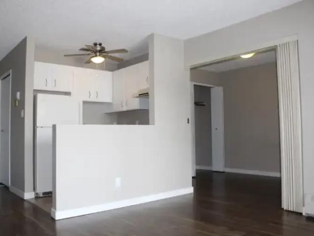 For Rent 1 Bedroom Apartment Calgary AB DS103011189