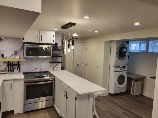 For Rent 1 Bedroom Apartment Calgary AB DS103118833