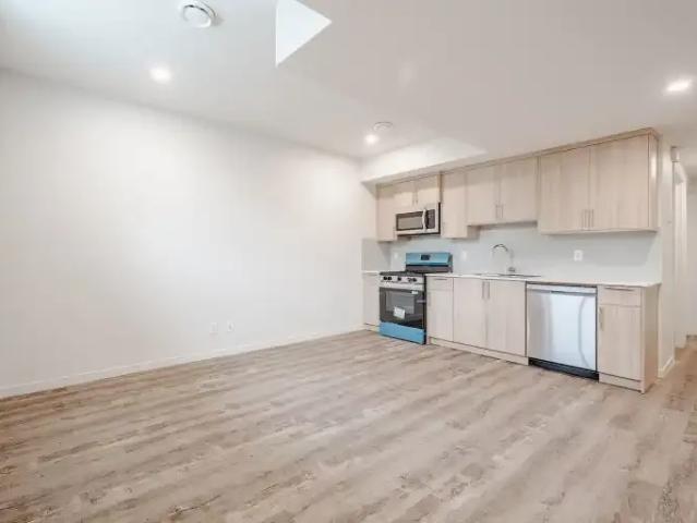 For Rent 1 Bedroom Apartment Calgary AB DS103243618