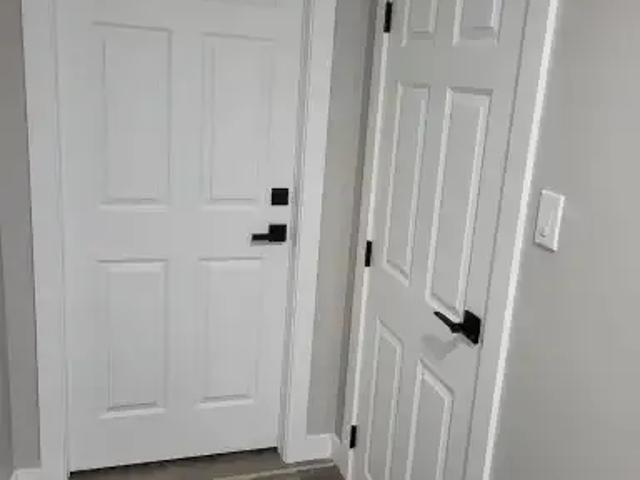For Rent 1 Bedroom Apartment Calgary AB DS103355220