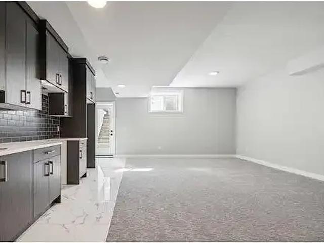 For Rent 1 Bedroom Apartment Calgary AB DS103355307