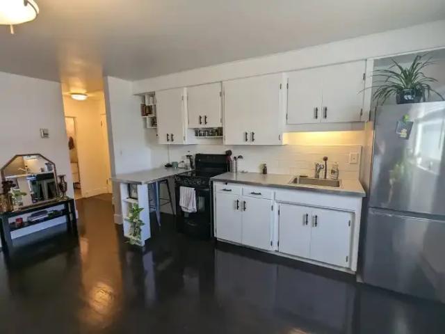 For Rent 1 Bedroom Apartment Calgary AB DS104841560