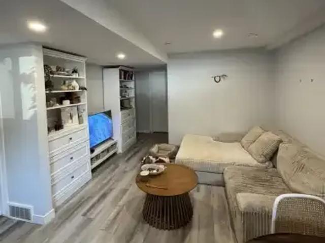For Rent 1 Bedroom Apartment Calgary AB DS104841785