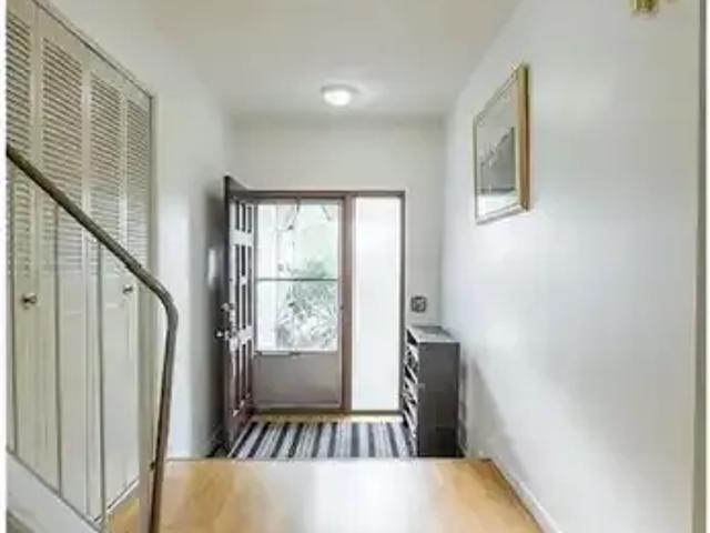 For Rent 1 Bedroom Apartment Calgary AB DS104940964